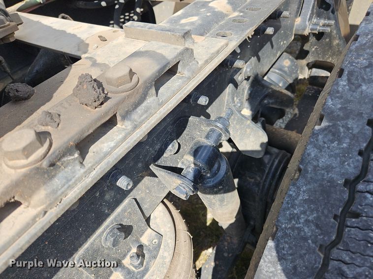 image for item DO1167 2022 International LT625  semi truck