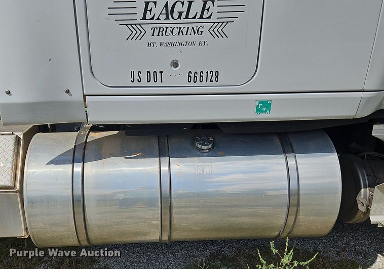 image for item DO1167 2022 International LT625  semi truck