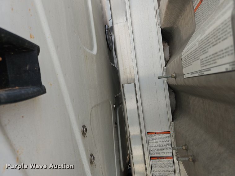 image for item DO1167 2022 International LT625  semi truck