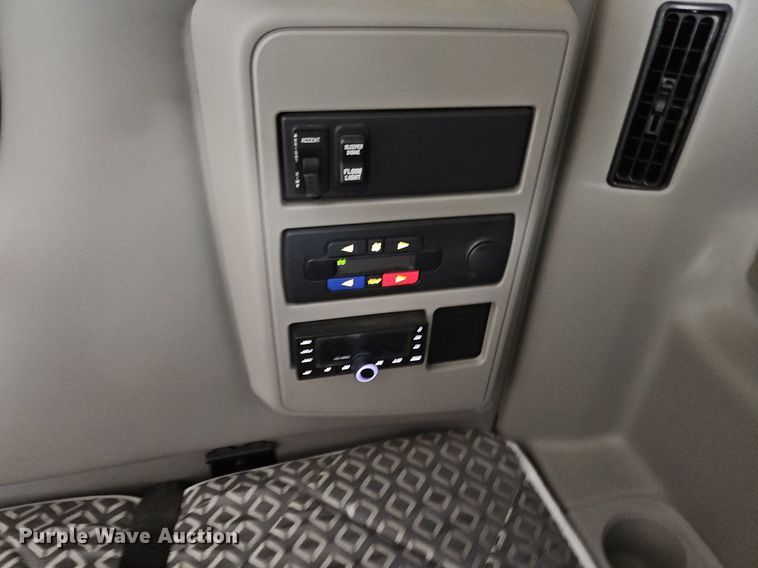 image for item DO1167 2022 International LT625  semi truck