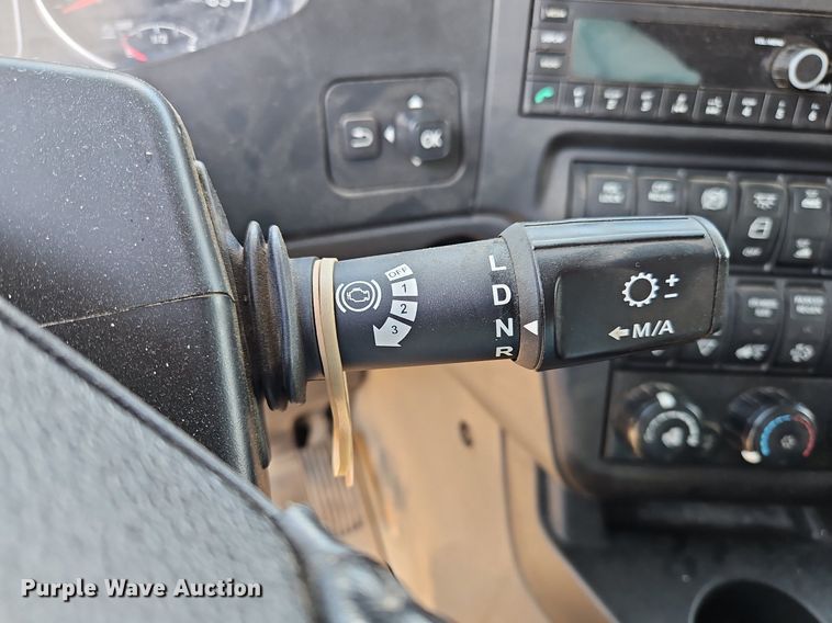 image for item DO1167 2022 International LT625  semi truck