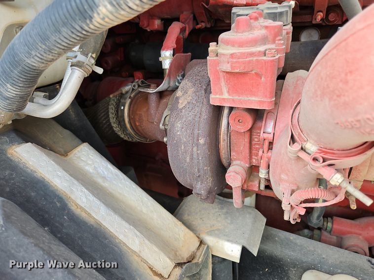 image for item DO1167 2022 International LT625  semi truck