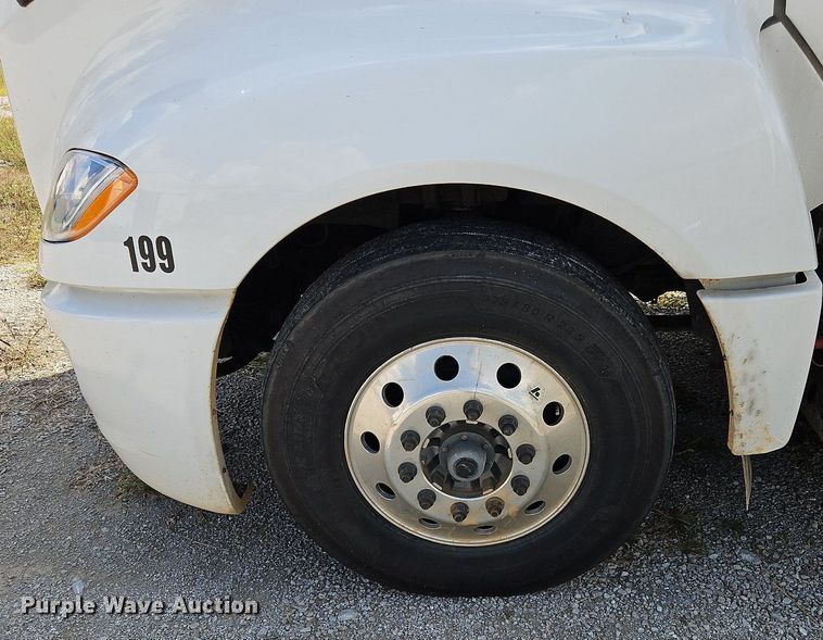 image for item DO1167 2022 International LT625  semi truck