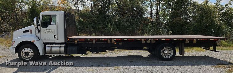 image for item DO1168 2016 Kenworth T270  flatbed truck