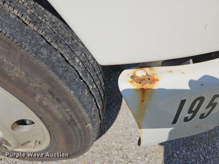 image for item DO1168 2016 Kenworth T270  flatbed truck