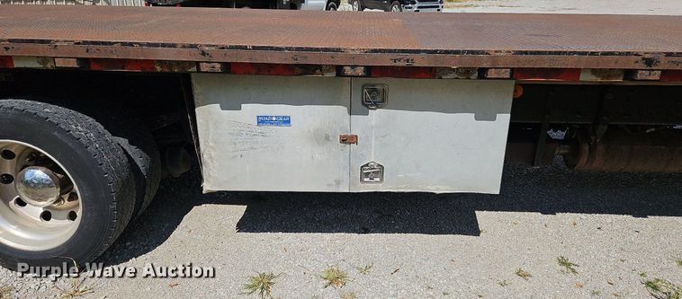 image for item DO1168 2016 Kenworth T270  flatbed truck