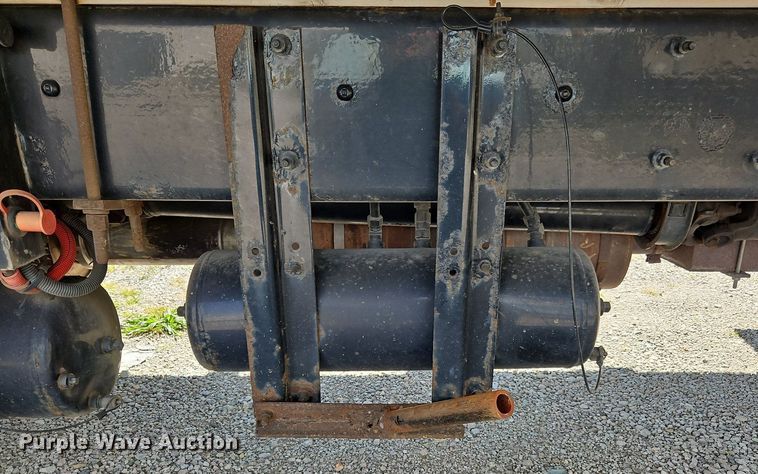 image for item DO1168 2016 Kenworth T270  flatbed truck