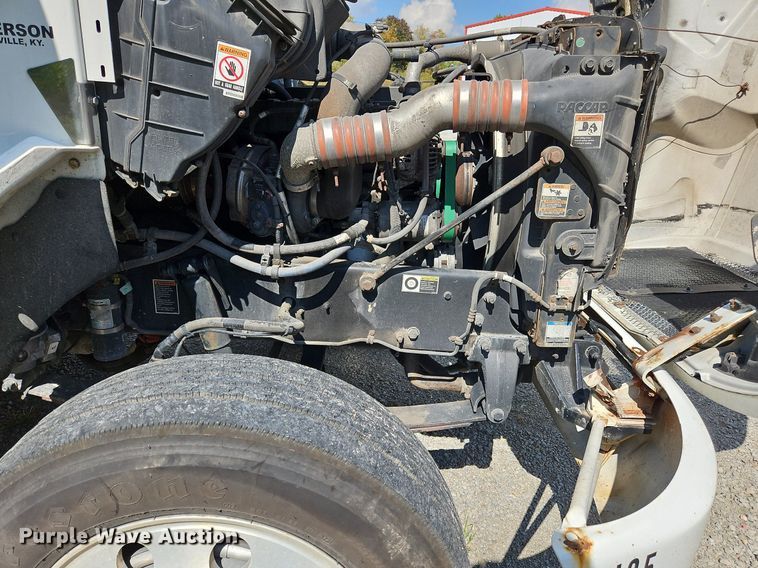 image for item DO1168 2016 Kenworth T270  flatbed truck