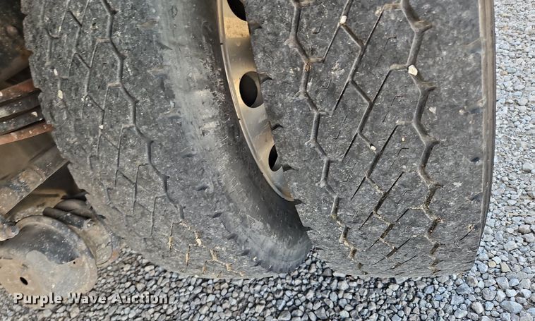 image for item DO1168 2016 Kenworth T270  flatbed truck