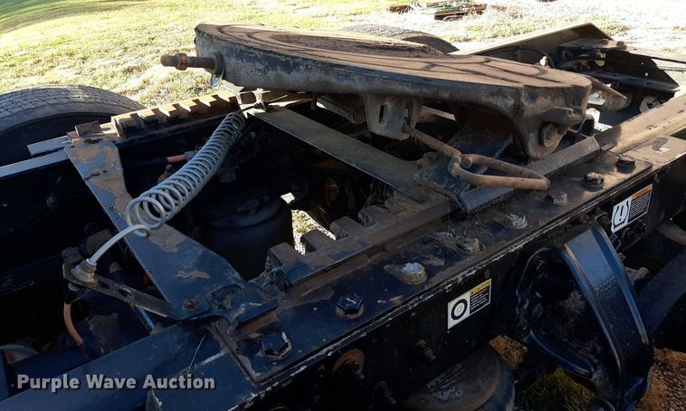 image for item DO3139 2015 Kenworth T680  semi truck