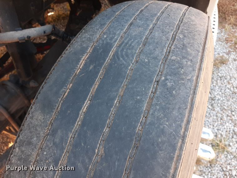 image for item DO3139 2015 Kenworth T680  semi truck