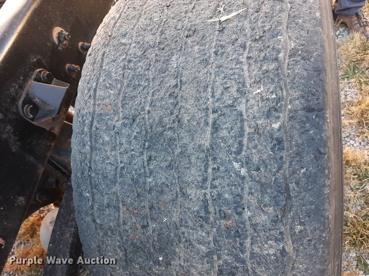 image for item DO3139 2015 Kenworth T680  semi truck