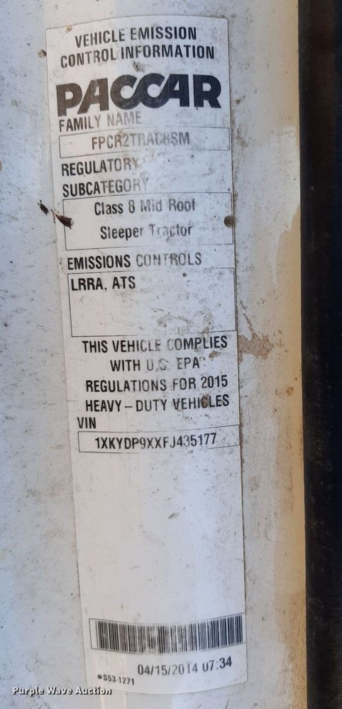 image for item DO3139 2015 Kenworth T680  semi truck