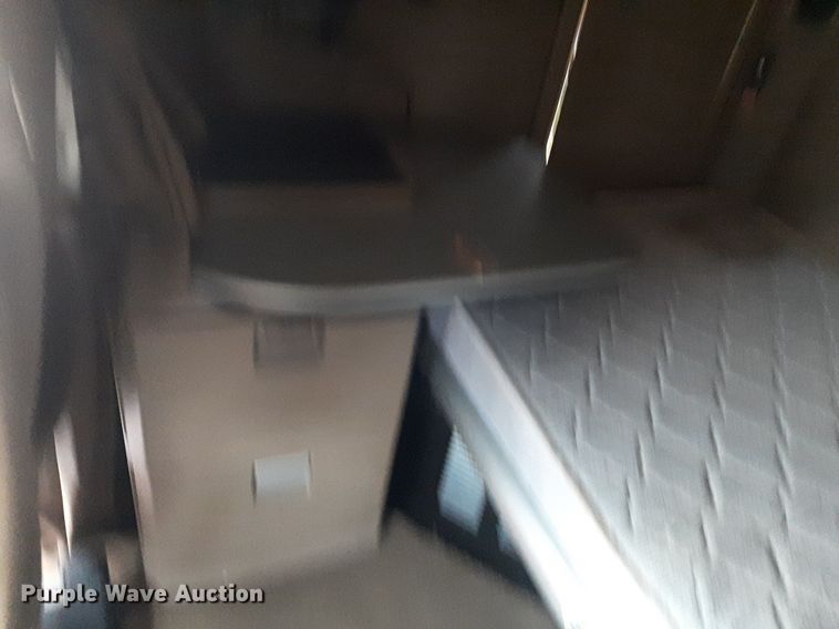 image for item DO3140 2015 Kenworth T680  semi truck