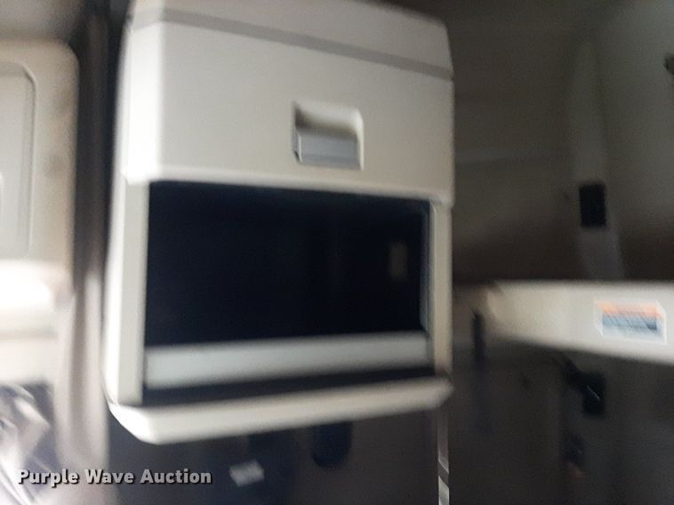 image for item DO3140 2015 Kenworth T680  semi truck