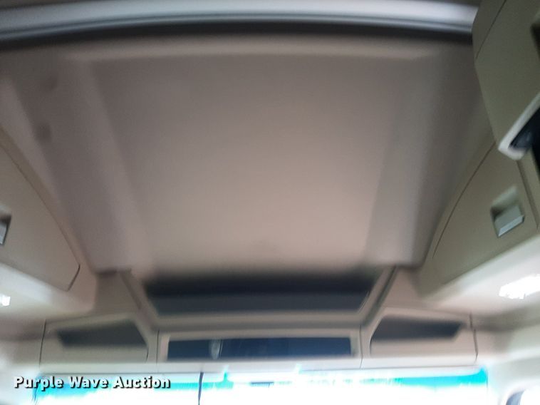 image for item DO3140 2015 Kenworth T680  semi truck