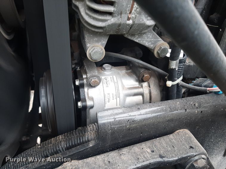 image for item DO3140 2015 Kenworth T680  semi truck