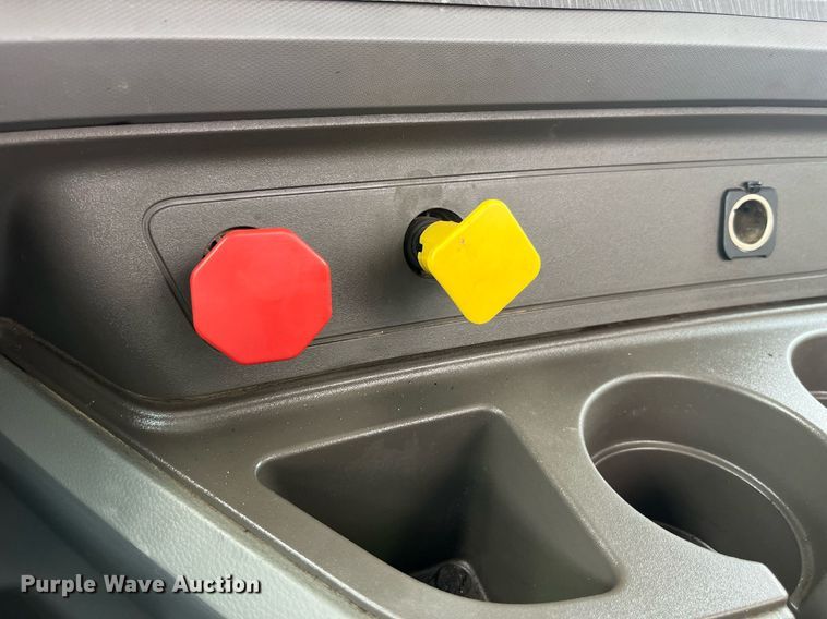 image for item DP2099 2015 Kenworth T880  semi truck