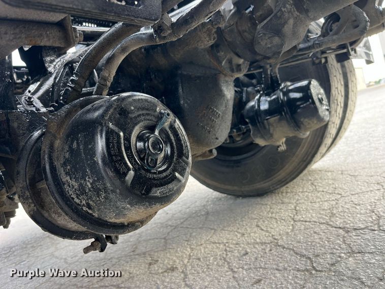 image for item DP2099 2015 Kenworth T880  semi truck