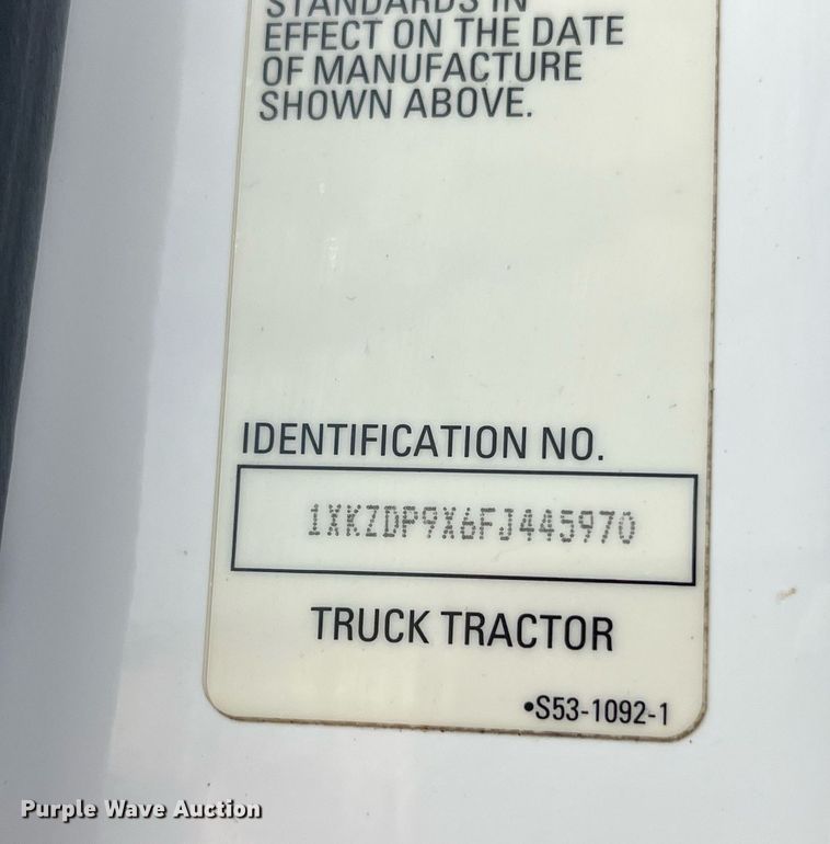 image for item DP2099 2015 Kenworth T880  semi truck