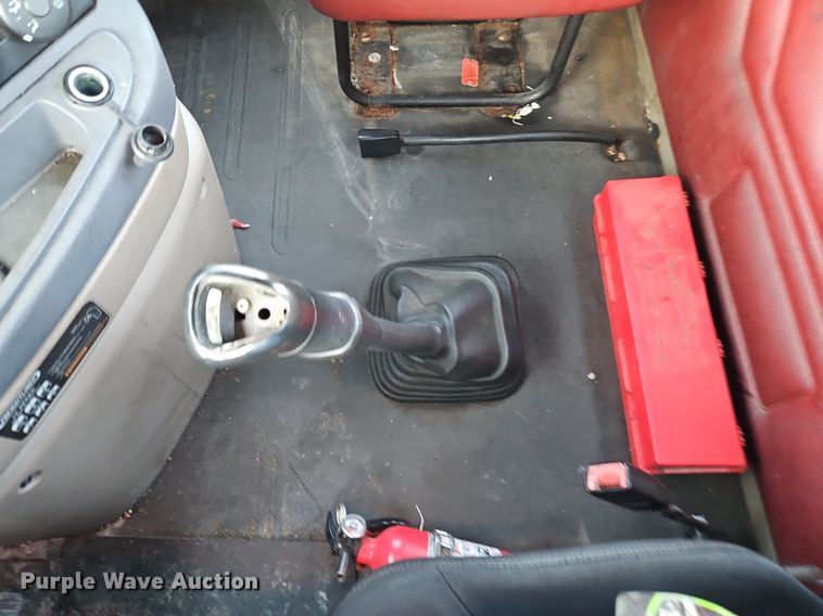 image for item DP2454 2011 Freightliner Cascadia  semi truck