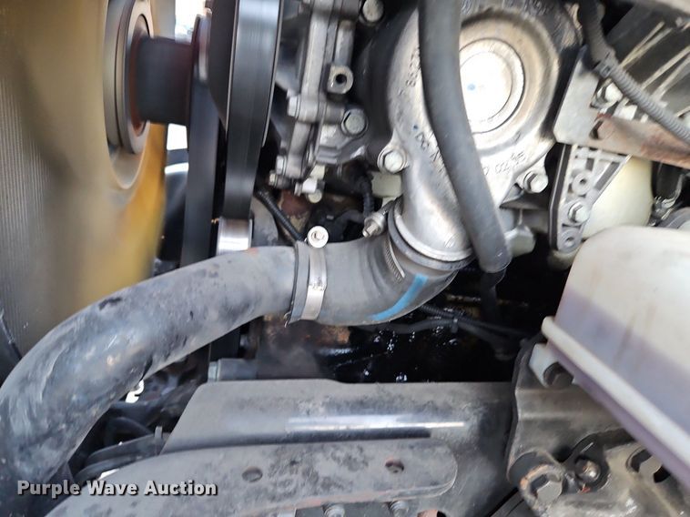 image for item DP2454 2011 Freightliner Cascadia  semi truck