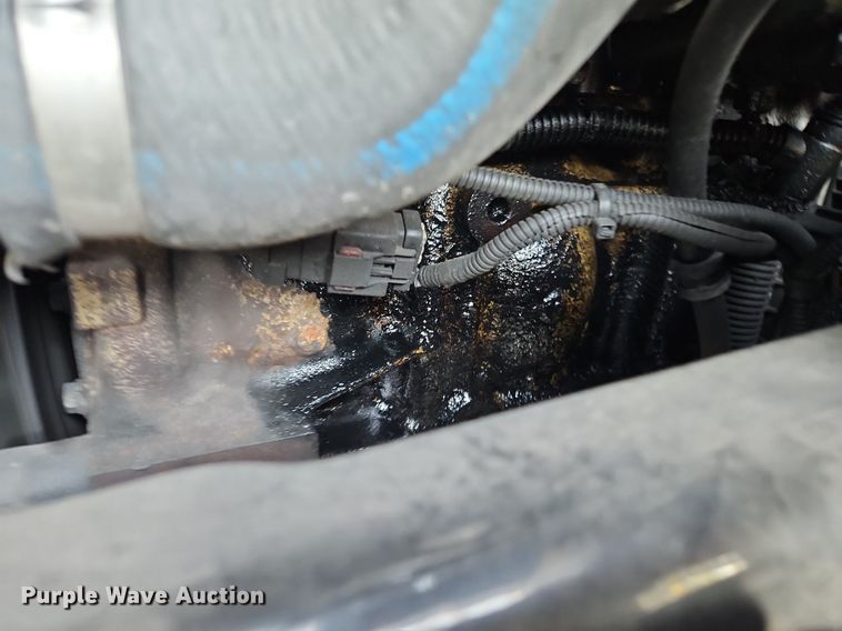 image for item DP2454 2011 Freightliner Cascadia  semi truck