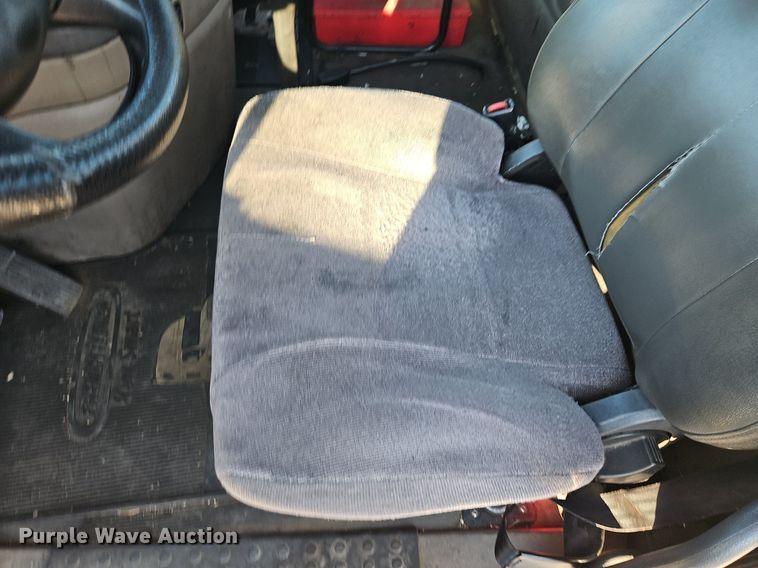 image for item DP2455 2011 Freightliner Cascadia  semi truck