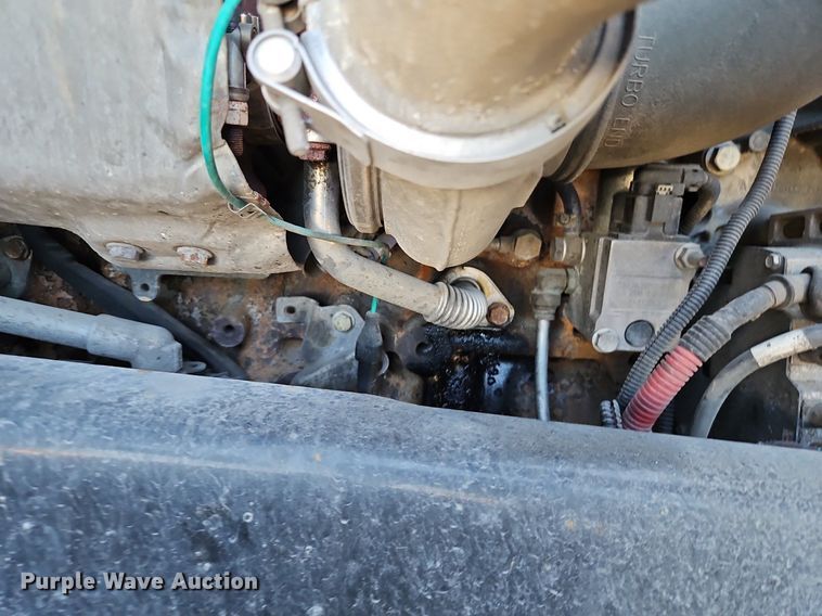 image for item DP2455 2011 Freightliner Cascadia  semi truck