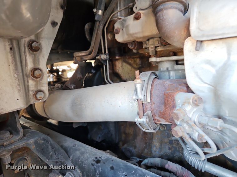 image for item DP2455 2011 Freightliner Cascadia  semi truck