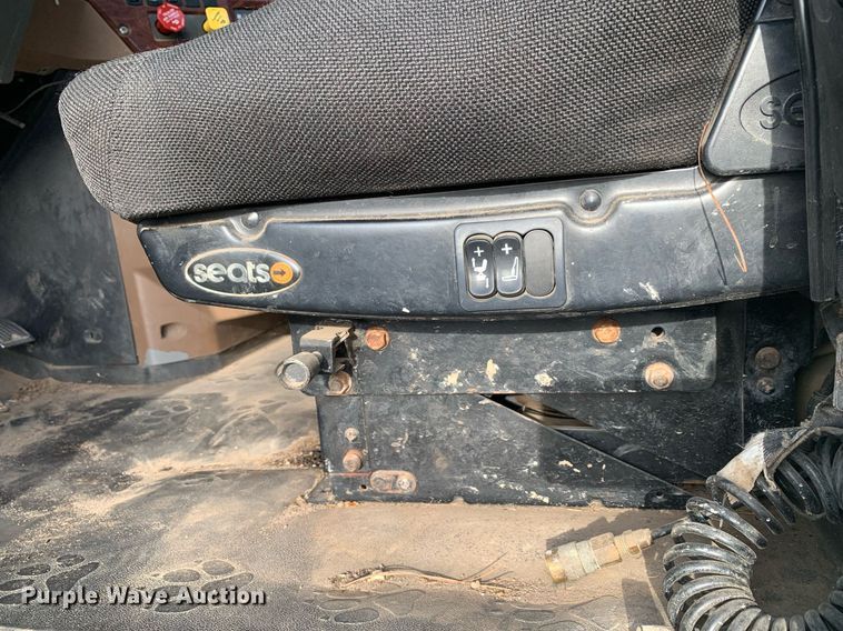 image for item DP8689 2009 Mack GU713  semi truck