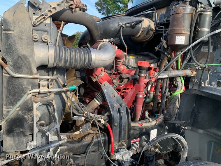 image for item DP8689 2009 Mack GU713  semi truck