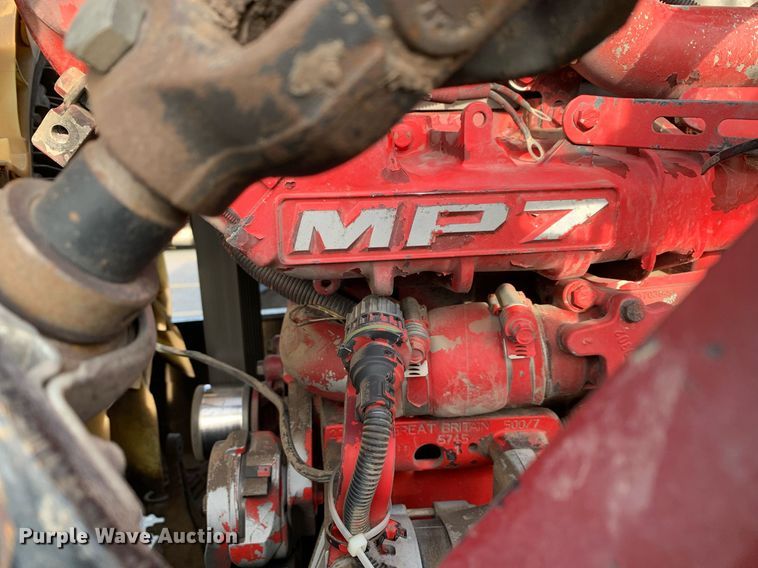 image for item DP8689 2009 Mack GU713  semi truck