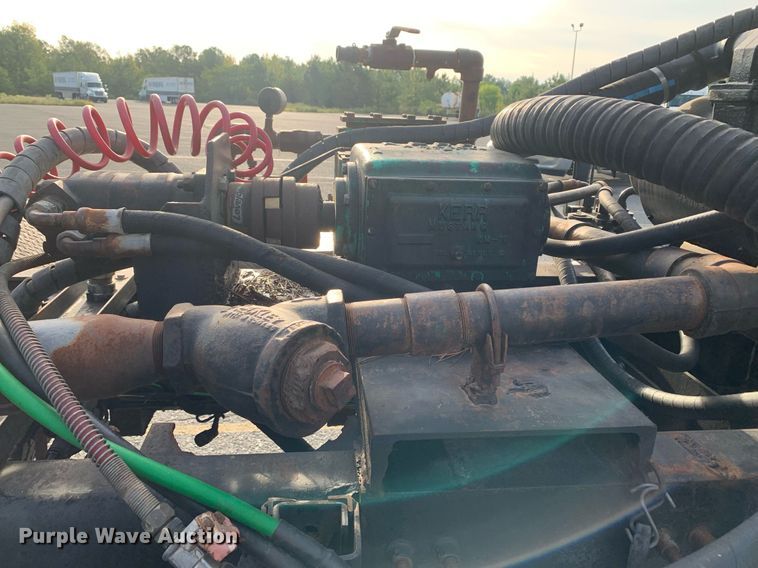 image for item DP8689 2009 Mack GU713  semi truck