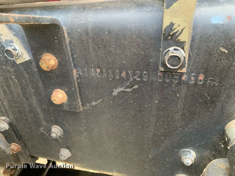 image for item DP8689 2009 Mack GU713  semi truck