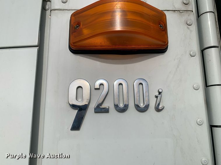 image for item DP8690 2007 International 9200i  semi truck