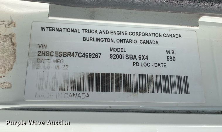 image for item DP8690 2007 International 9200i  semi truck