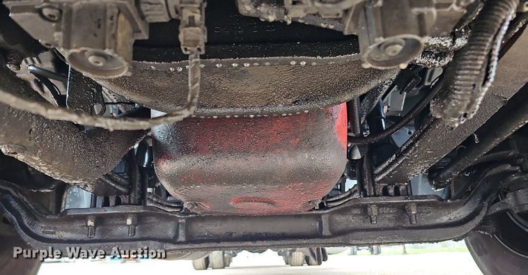 image for item DQ0094 2015 Peterbilt 579  semi truck