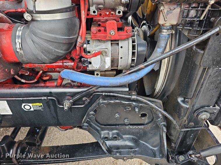 image for item DQ0094 2015 Peterbilt 579  semi truck