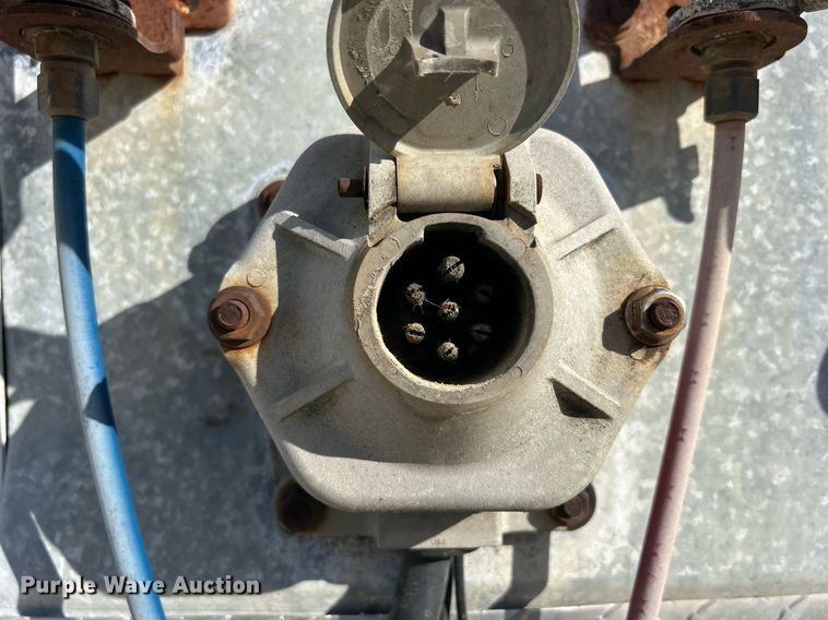 image for item DQ0965 1998 Wabash  dry van trailer