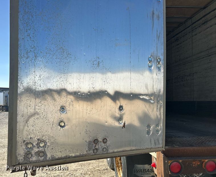 image for item DQ0965 1998 Wabash  dry van trailer