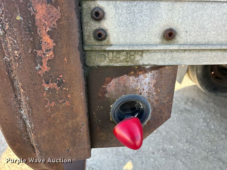 image for item DQ0965 1998 Wabash  dry van trailer