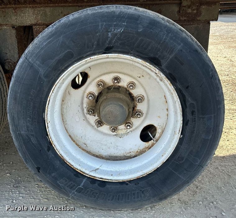 image for item DQ0965 1998 Wabash  dry van trailer