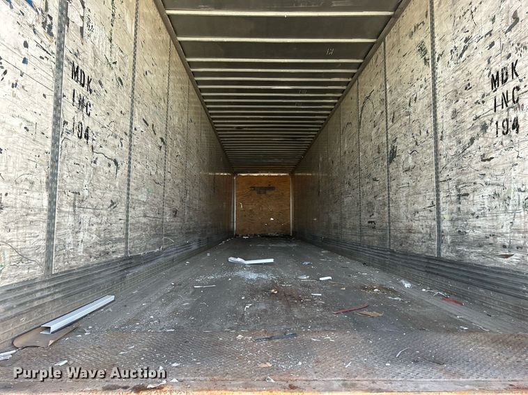 image for item DQ0966 2000 Wabash  dry van trailer
