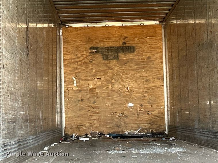 image for item DQ0966 2000 Wabash  dry van trailer