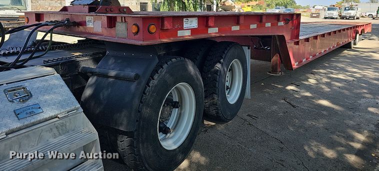 image for item DQ1186 2000 Dakota Manufacturing DHT9048  drop deck equipment trailer