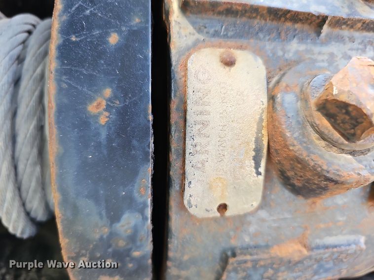 image for item DQ1186 2000 Dakota Manufacturing DHT9048  drop deck equipment trailer