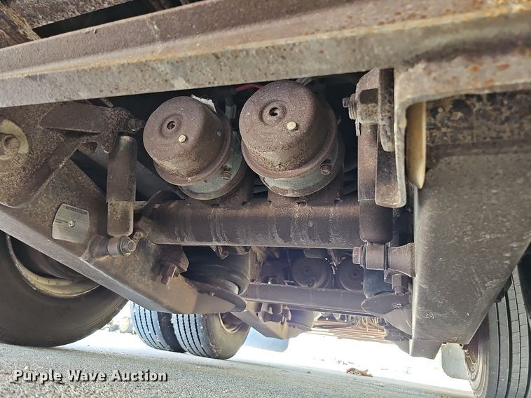 image for item DQ1186 2000 Dakota Manufacturing DHT9048  drop deck equipment trailer