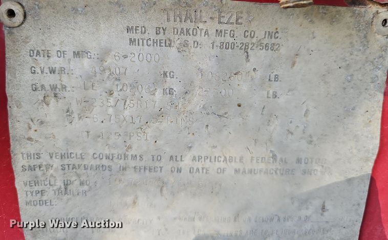 image for item DQ1186 2000 Dakota Manufacturing DHT9048  drop deck equipment trailer