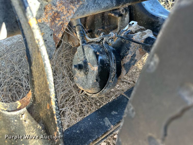 image for item DQ1445 2006 International 8600  semi truck